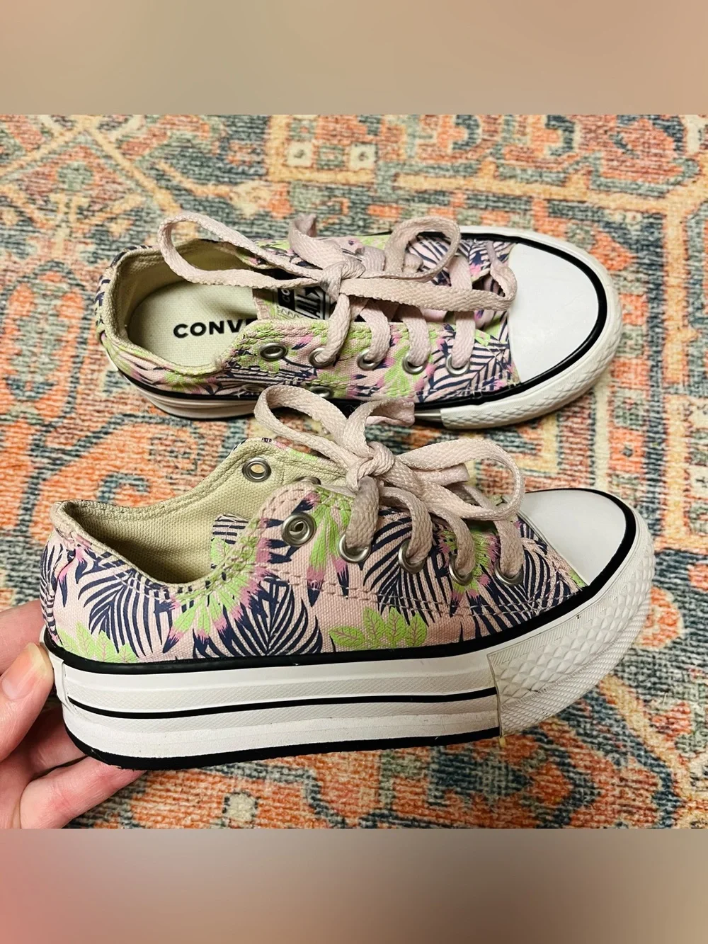 Converse Chuck Taylor All Star Eva Lift Low Platform Sneakers with Palm Design